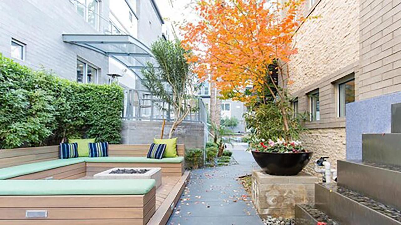 Villa Shopping & Dining 1 Mile - 24 Hour Pool With Parking - 4036 à Phoenix Extérieur photo