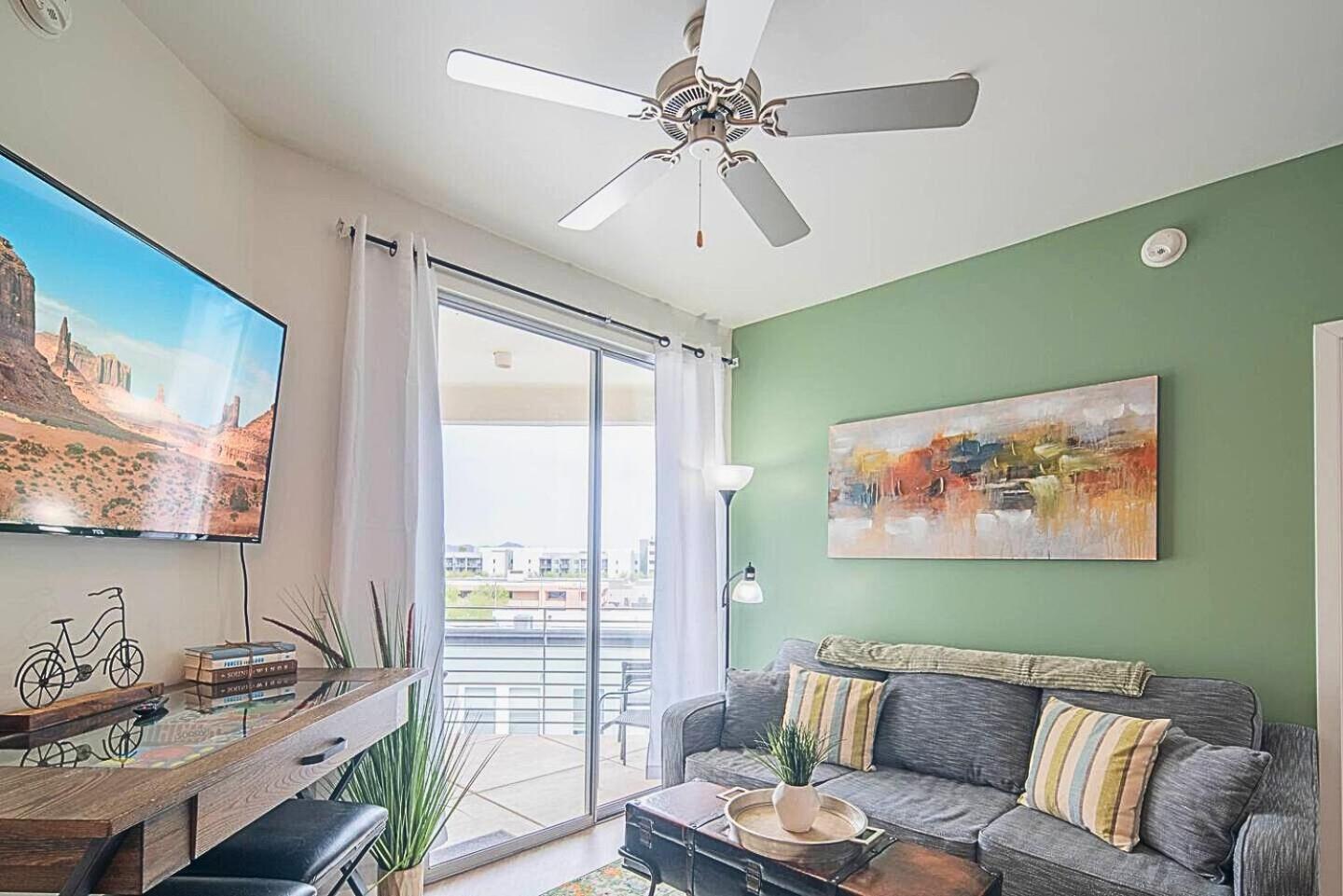 Villa Shopping & Dining 1 Mile - 24 Hour Pool With Parking - 4036 à Phoenix Extérieur photo